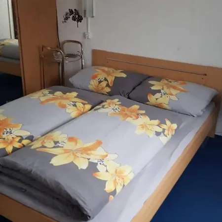 Ferienbungalow-direkt-am-see